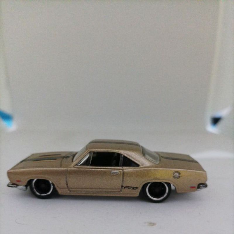 Hotwheels 68 Plymouth Barracuda Formula 5
