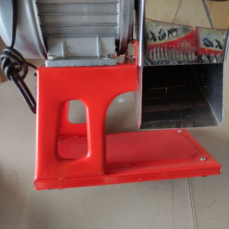 parutan kelapa bison MAXTECH /mesin parut kelapa bercorong kaki plat besi