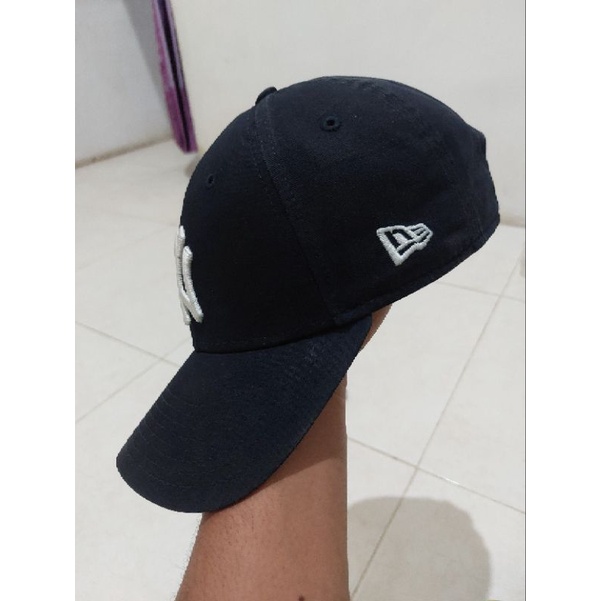 Topi New Era original