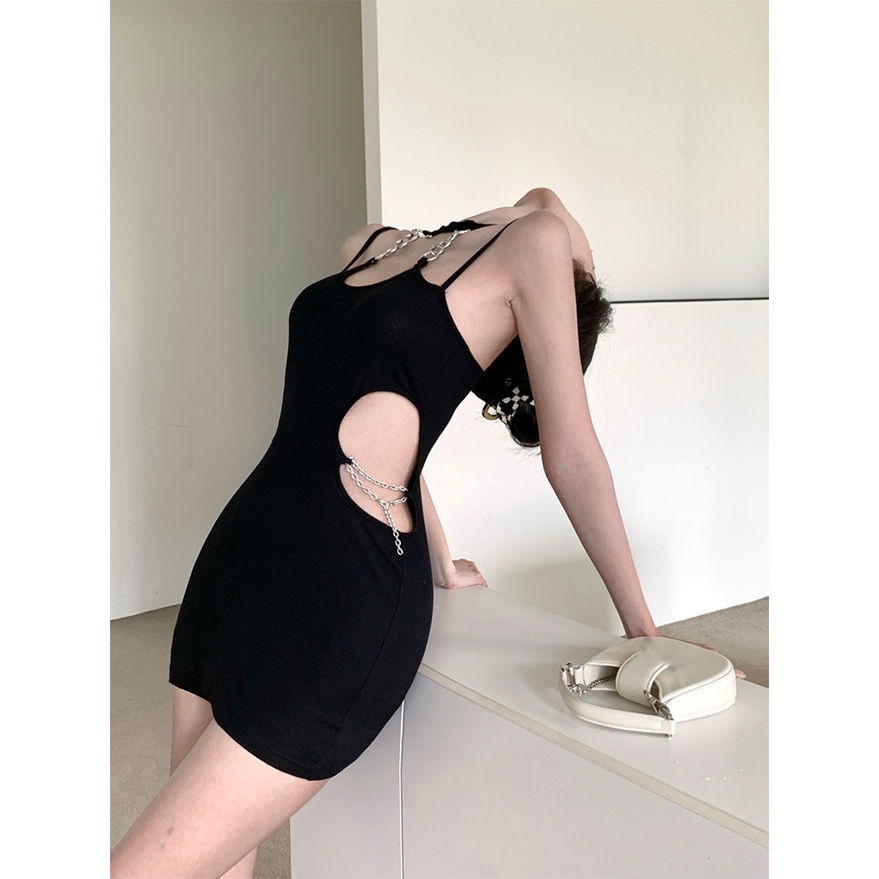 ✘✕™Hitam Hollow Sling Gaun Wanita Musim Panas Rantai Halter Leher Spice Girl Keinginan Murni Gaya Keinginan Murni Tanpa Lengan Hip Rok Pendek