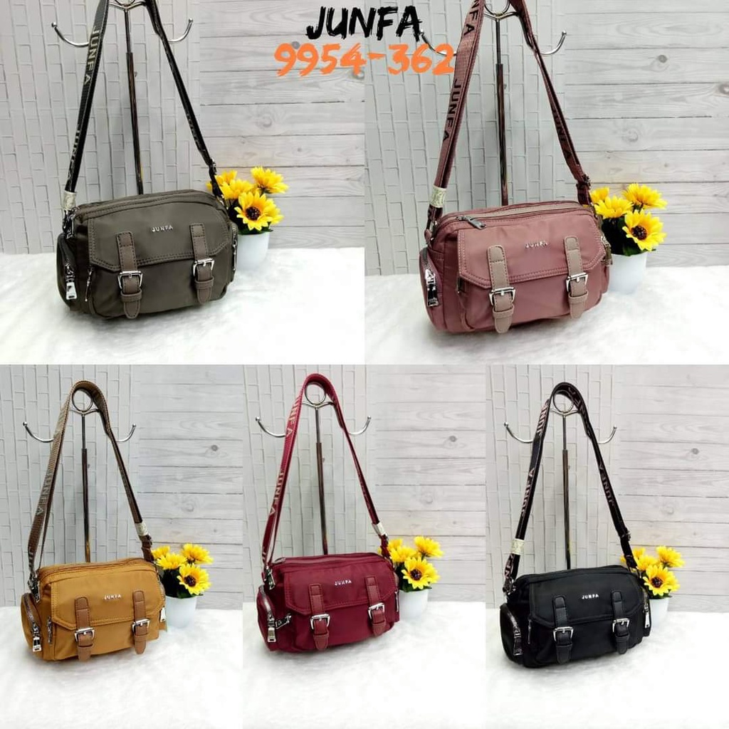 Tas Selempang Wanita Tas Junfa 9954-362 size 26x10x16 cm. Tas Selempang Junfa Tas Wanita Import BEST SELLER.!!!! Bisa bayar Ditempat.!!!