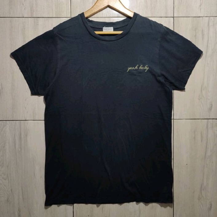 SAINT LAURENT (yeah baby) T SHIRT PRIA
