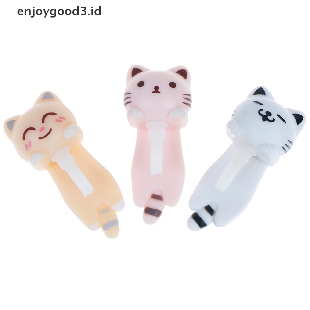 [Rready Stock] 3.5MM universal cat Handphone earphone jack Debu plug Aksesoris Telepon (ID)