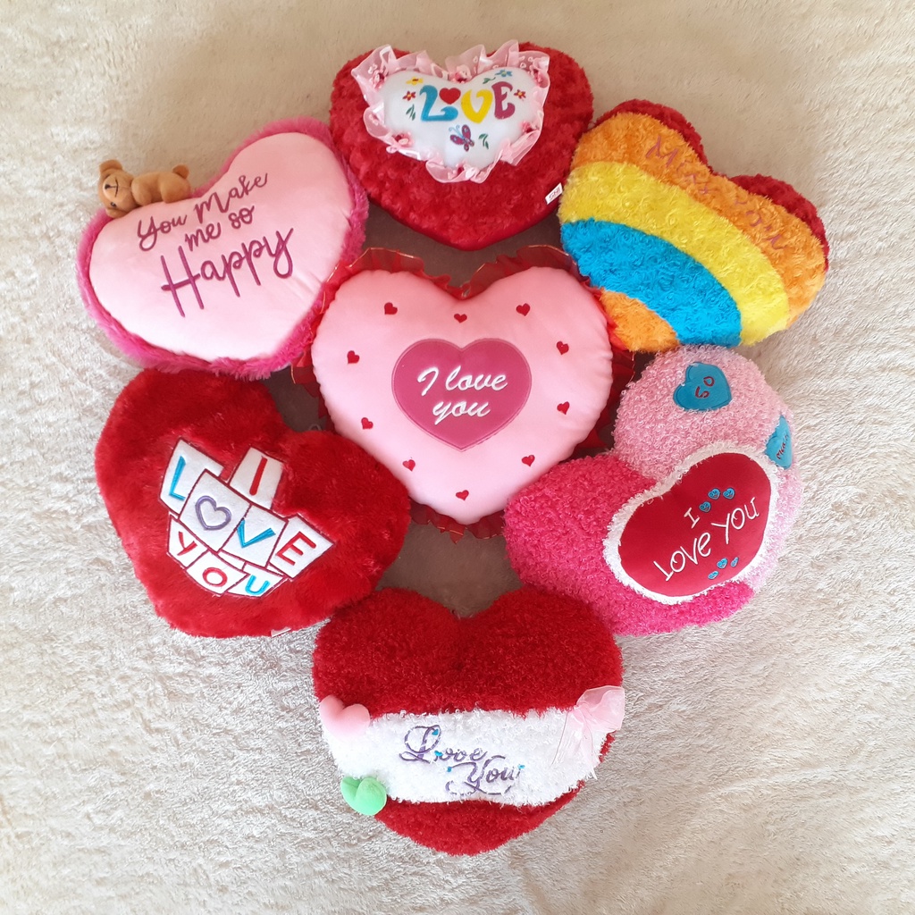 CBT Bantal Love Bantal Kado Ulang Tahun - Valentine / Souvenir