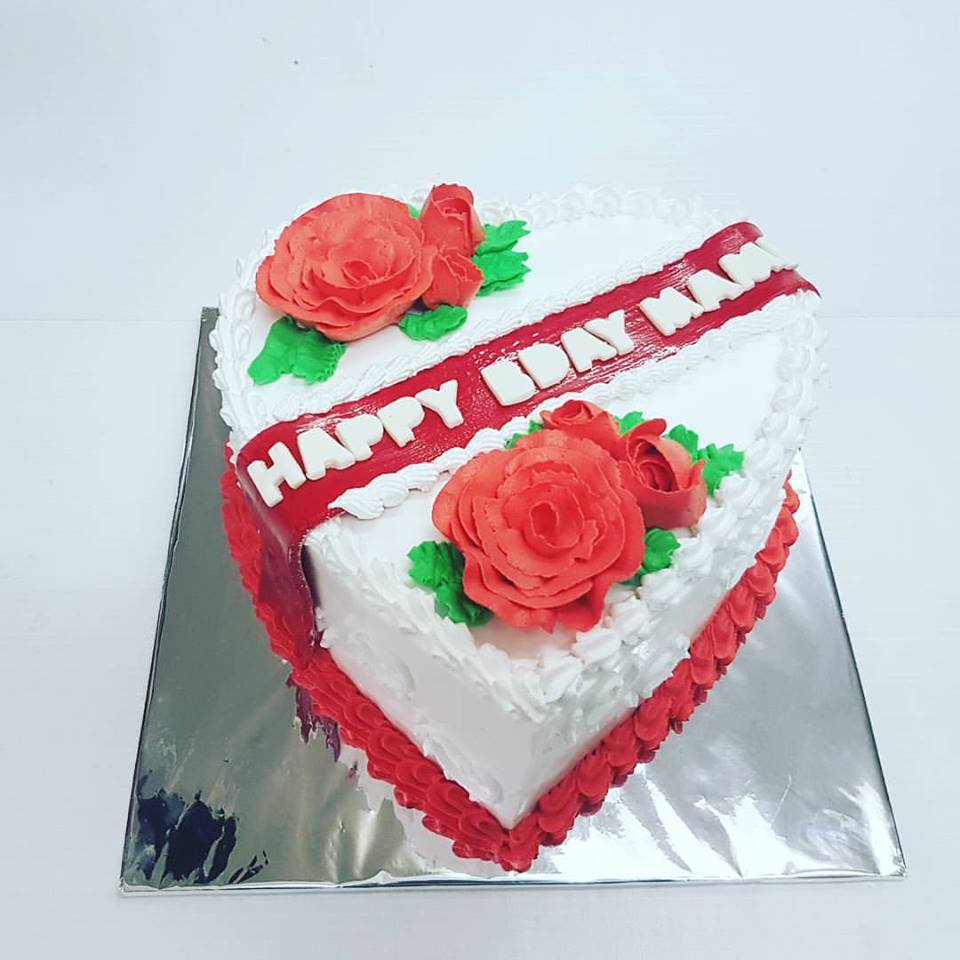 

Love Flower Cake