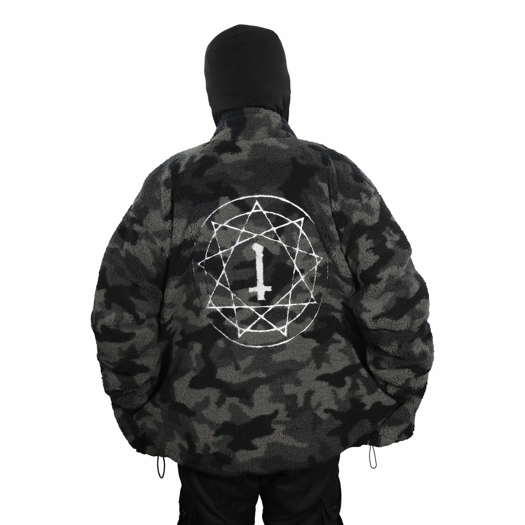 Heretic - Sherpa Jacket - Camo Pentagram