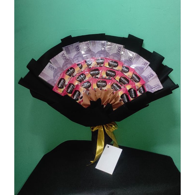 

bucket uang dan coffee/ money bouqet