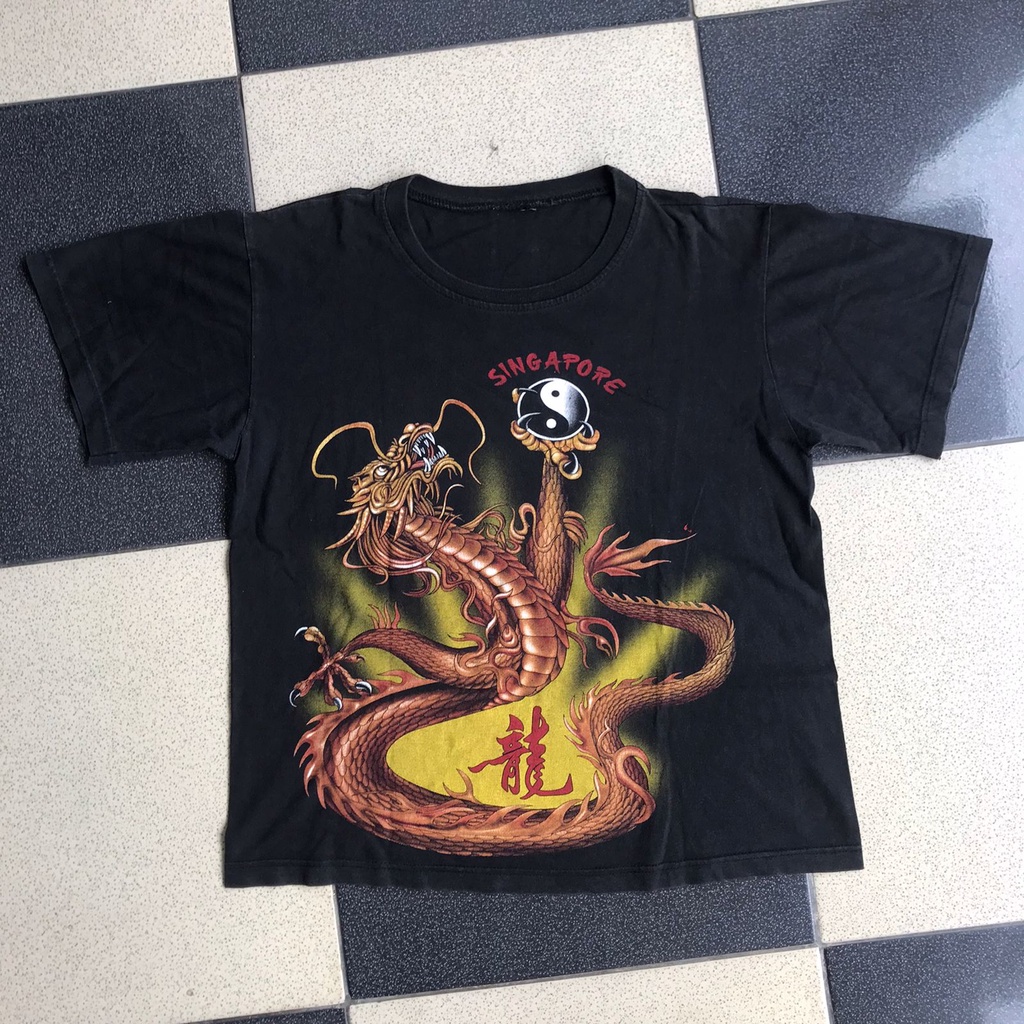 vintage Art tee dragon tee