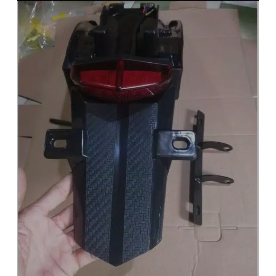 Spakbor belakang crf 150 l dudukan plat nomer besi crf 150 l stoplamp