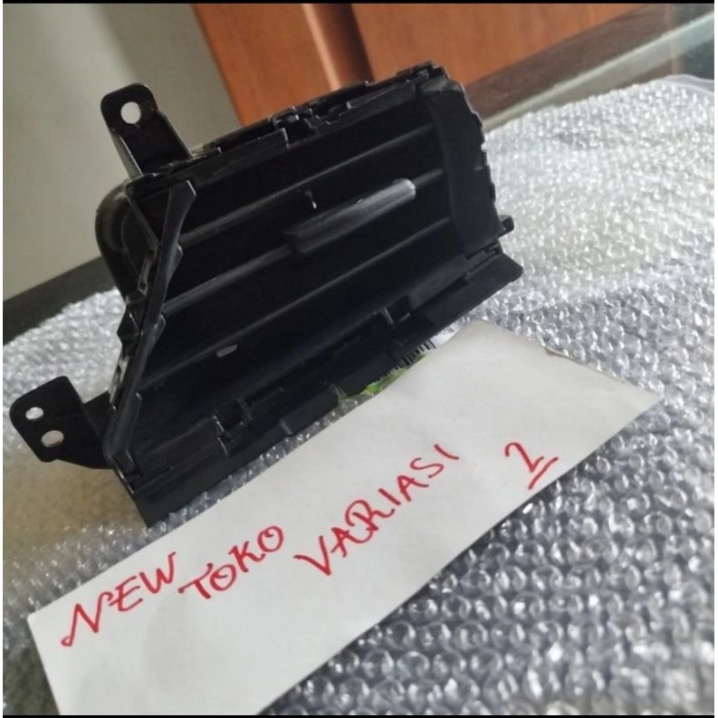 KISI KISI AC DASBOARD DEPAN INNOVA REBORN ORIGINAL