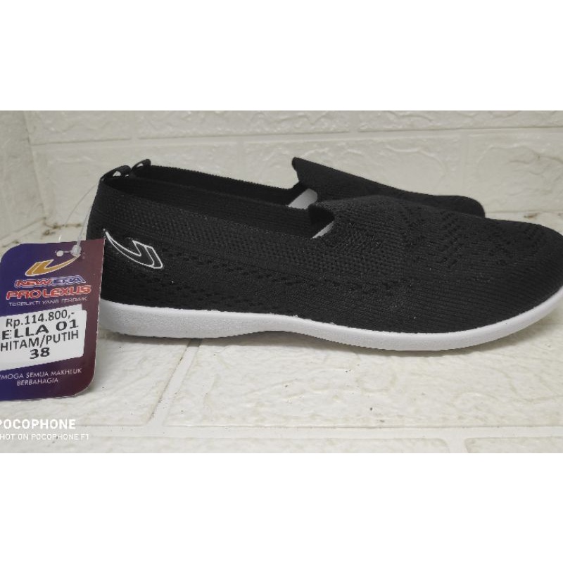 SEPATU SLIP ON NEW ERA ELLA 37-40 Rp 114900 NEW COLLECTION 2023