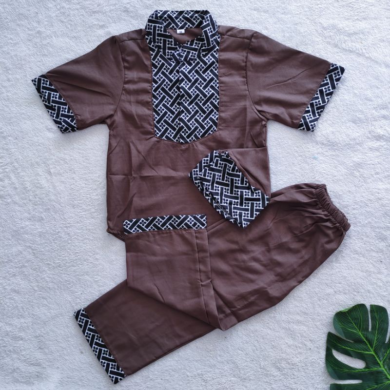 Setelan Koko anak 1 2 3 4 5 6 7 tahun baju muslim anak laki laki motif polos batik kunyit merah hitam putih koko batik sultan fatonah shop terbaru viral ( SETELAN KOKO BATIK )