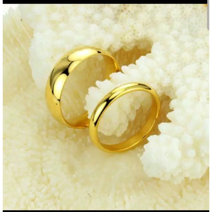 Cincin Couple Titanium warna emas polos
