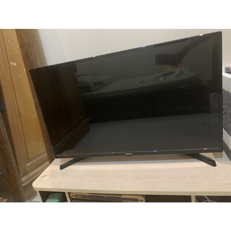 LED TV SAMSUNG 32 Inch UA32T4003AKXXD DVB2 Digital TV HDMI 2