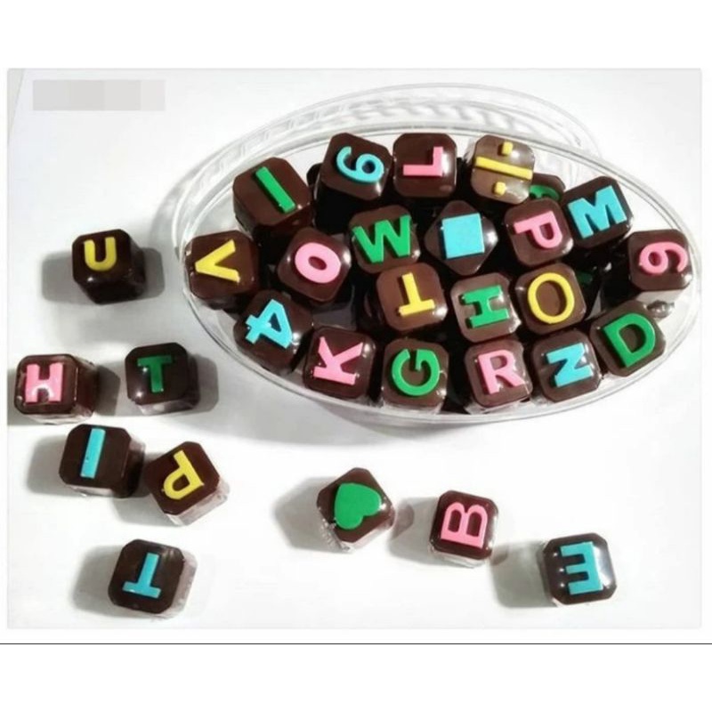 

coklat praline motif huruf dan angka / toples 250 gram