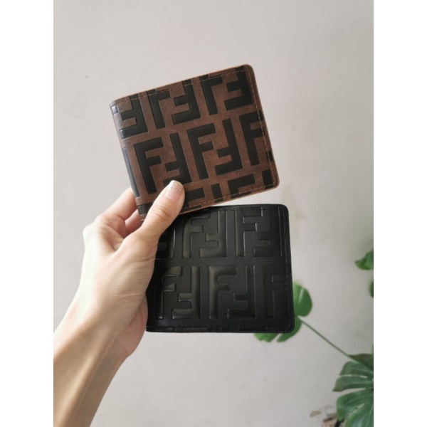 DOMPET FENDI EMBOSS FREE BOX/ DOMPET PRIA