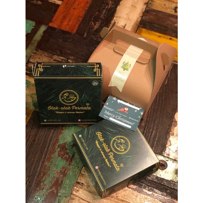 

✨READY✨ -Hampers Natal Otak - Otak Permata - Coklat 1- 1.1.23