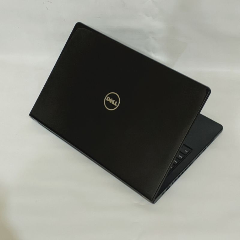 laptop gaming/editing dell Inspiron 5559 -  core i7 gen6 - ram 16gb - dual vga amd radeon 4gb