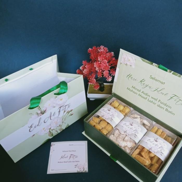 

Populer Ready Stock Hardbox 25X15X8 Box Hampers Lebaran 001