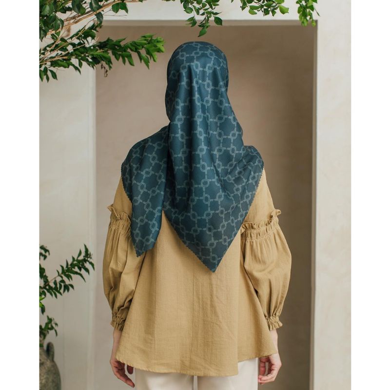 WEARING KLAMBY SALE SCARF AMARA SCARF BY WEARING KLAMBY _