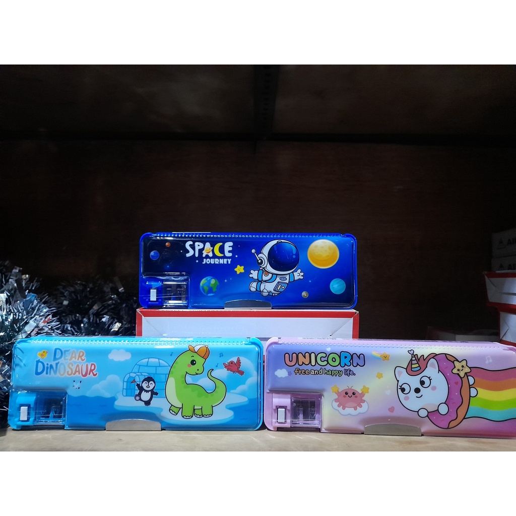 

Tempat Pensil PC MAGNET 3522-28