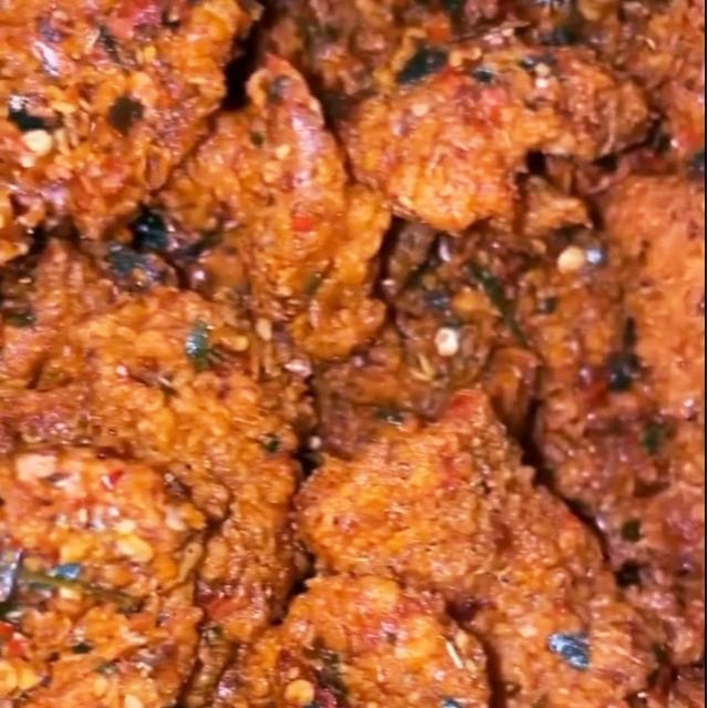 

KULIT AYAM PEDAS (100 Gram)