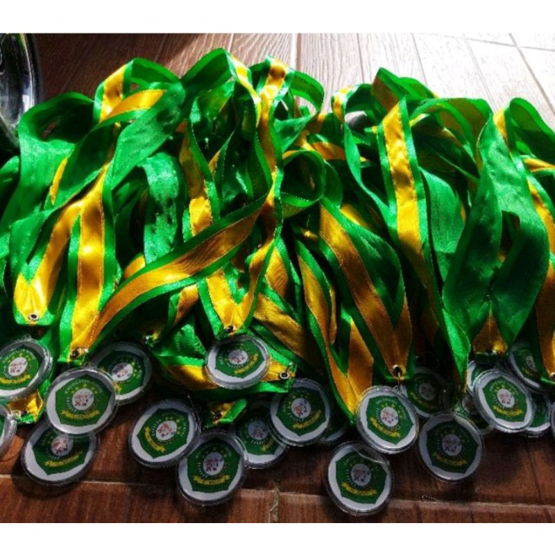 kalung wisuda gordon