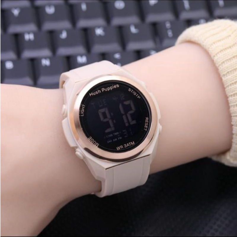 (Cod)Jam Tangan Wanita Unisex Hushpuppies 2109 Digital Bulat Anti Air Strap Rubber/Karet(Dikirim Jakarta)