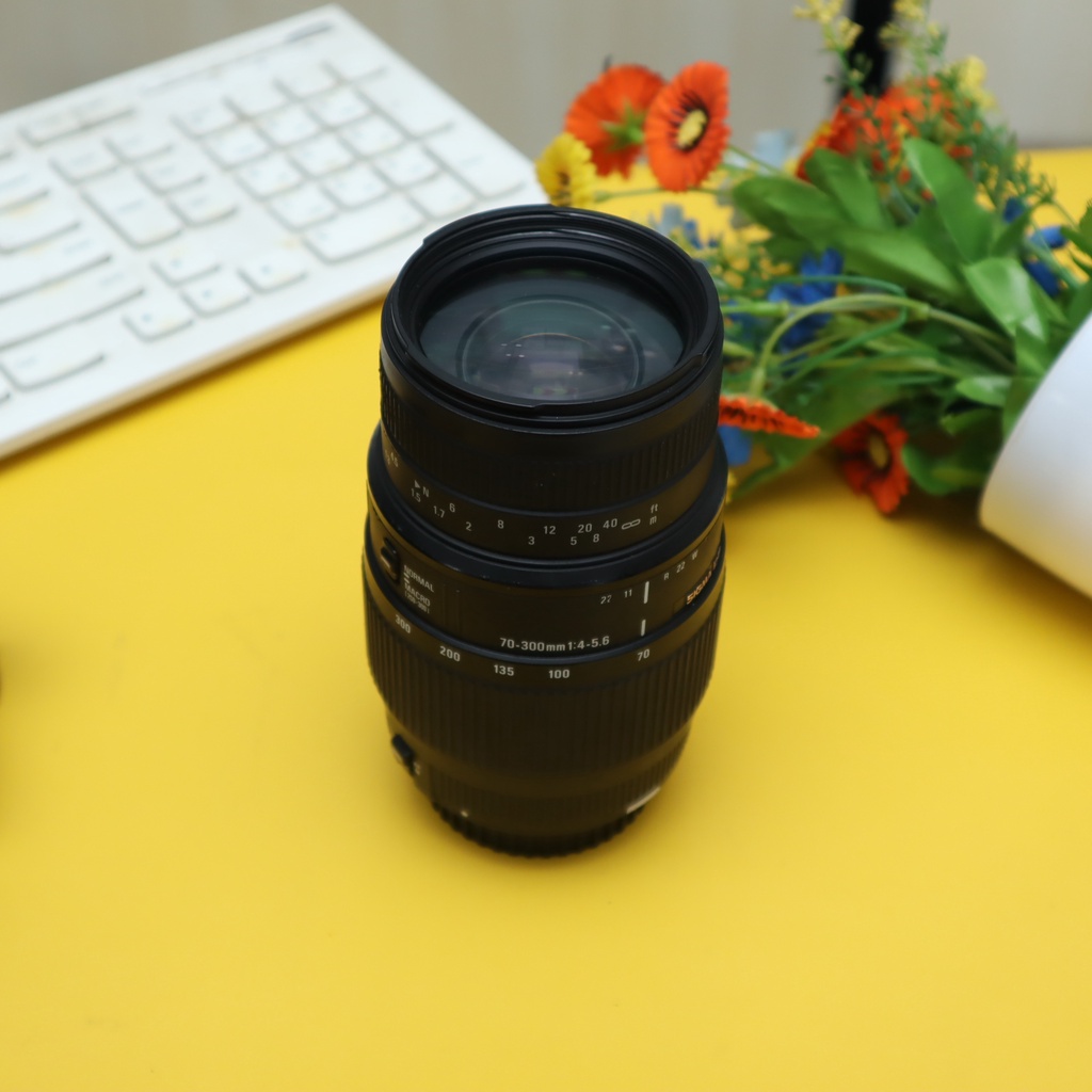 Lensa SIGMA 70-300mm DG F3.5 For CANON Kamera DSLR -Lens Zoom - Garansi