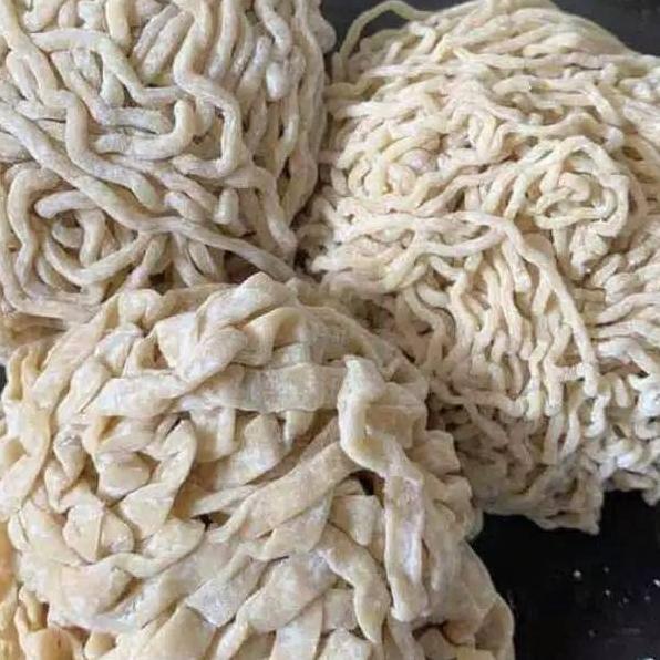 

PALING AMPUH✌️>>> Mie Mentah Keriting Special Telur Bebek Untuk Mie Ayam / Bakmie Per 1 Kg