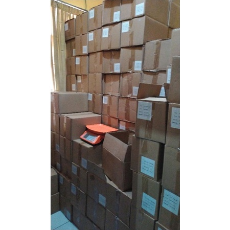 

RK labe sticker 78x100 isi 300 resi pengiriman direct thermal