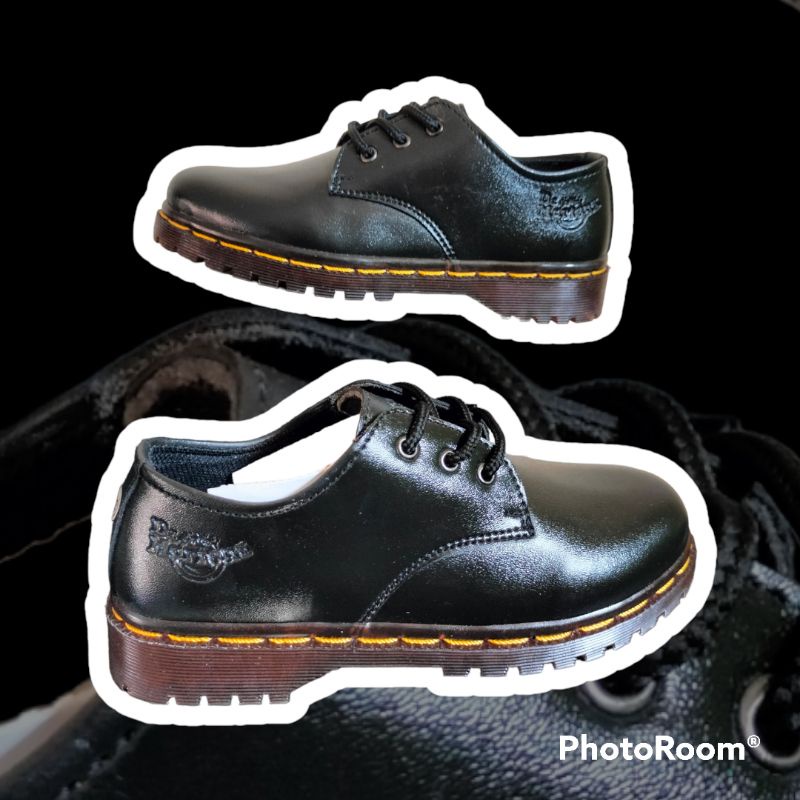 BOOT HITAM 3HOLE PRIA WANITA SEPATU TALI INSOLE KACA TERLARIS UK 36-45