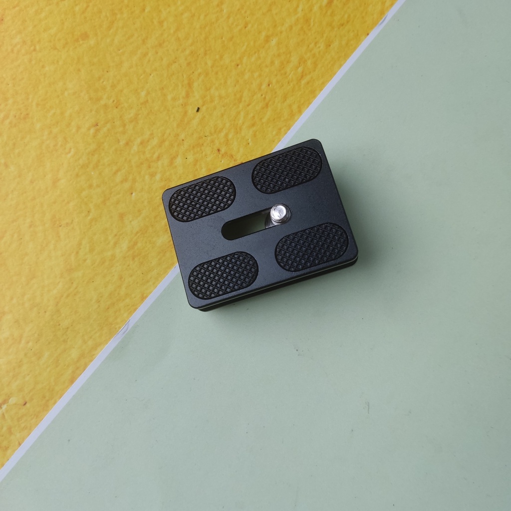 Quick Release Plate Tripod