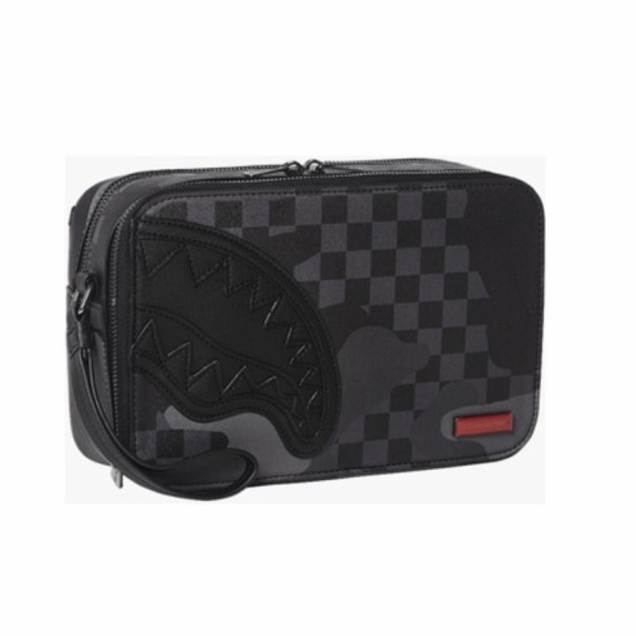 ORIGINAL SPRAYGROUND TOILETRY BAG SHARK IN PARIS