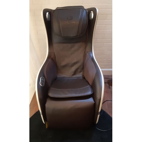 Kursi Pijat Ogawa (Pernah Dipakai)