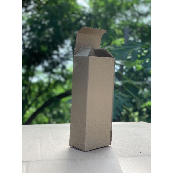 

Kardus Box 5x4x14 Bahan Keras