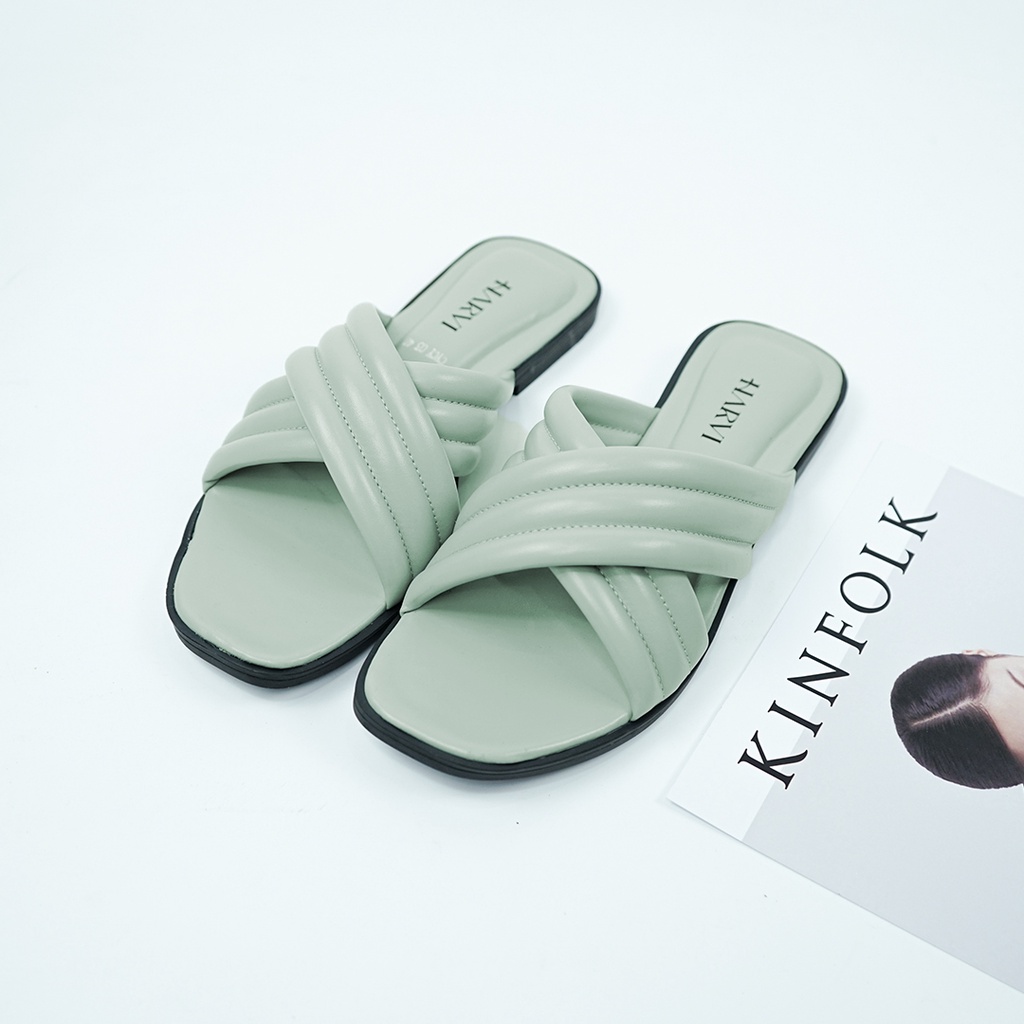 Grutty Lavovia Sandal Wanita Flat Silang Sandal Slide