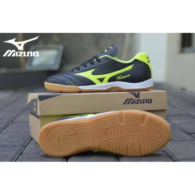 SEPATU OLAHRAGA PRIA FUTSAL MIZUNO FORTUNE