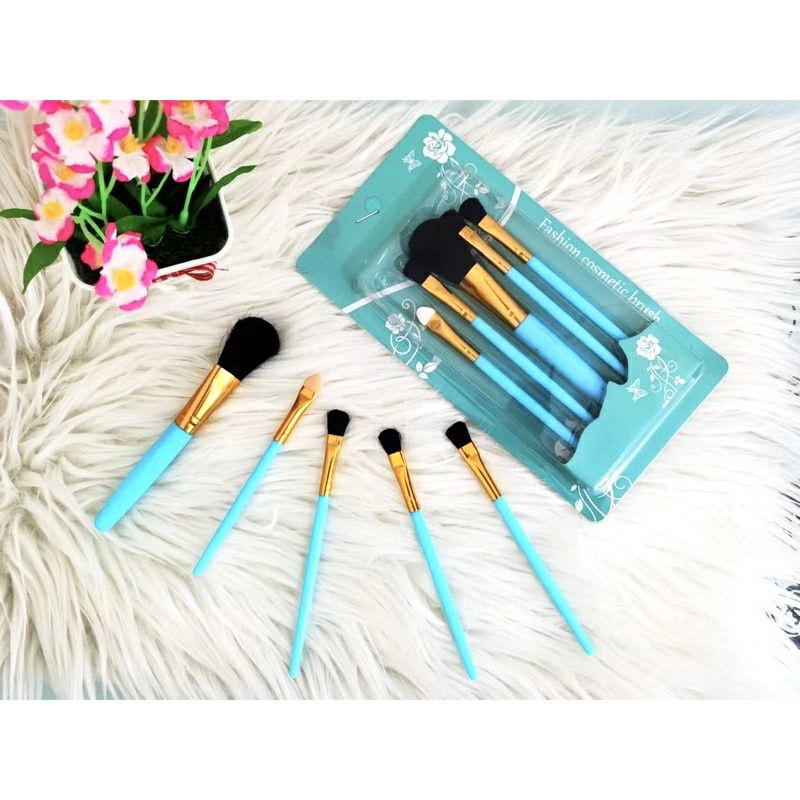 Kuas Makeup Set Kosmetic Brush Powder Eye Shadow Foundation Blusher Blending Beauty