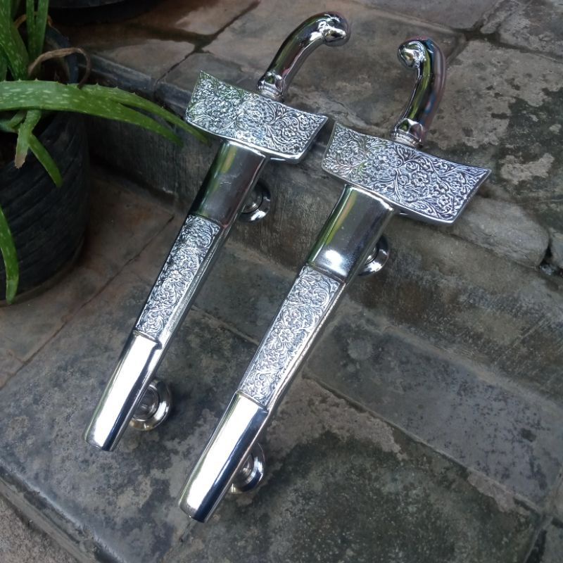 Cod Handle Pintu Rumah Mewah Elegan Motif Keris Crom