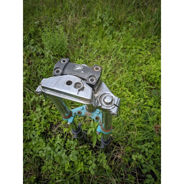 sekok depan megapro primus T atas chroom set raiser stang megapro mono