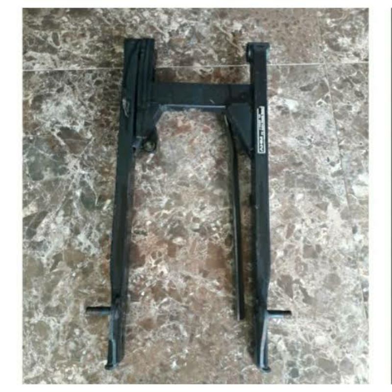 SWING ARM SASIS HONDA SUPRA FIT NEW/REVO LAMA ORIGINAL