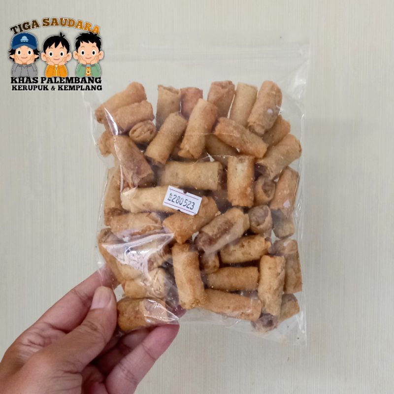 

Sumpia Udang Cirebon 250 Gram - Tiga Saudara