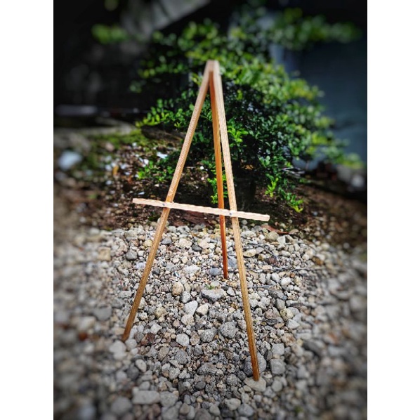 

Stand Penyangga / Easel Untuk Papan Tulis Cafe/menu, Wedding, Akrilik, Pigura Foto, Lukisan Kanvas Dll