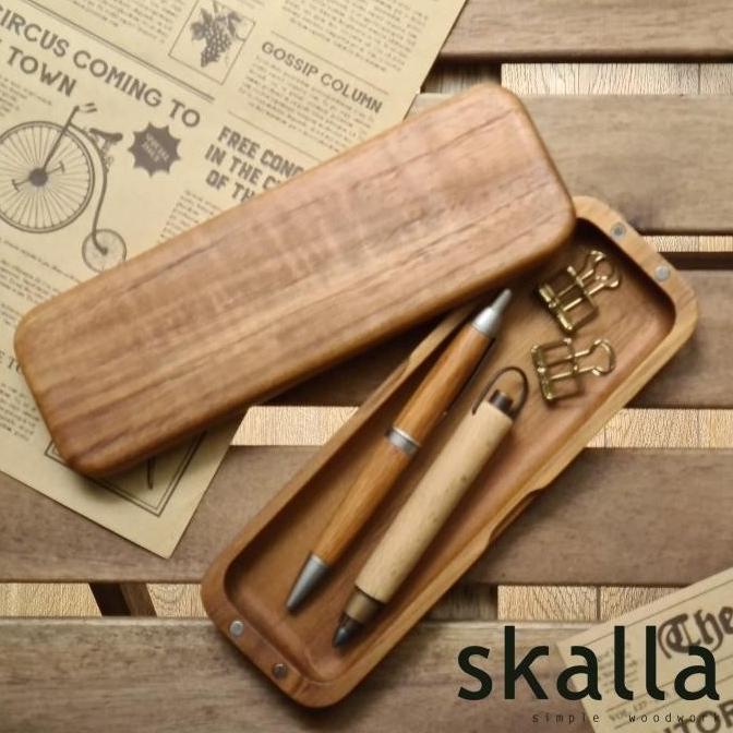 

LEVANDE TEMPAT PENSIL KAYU JATI UH654OIK