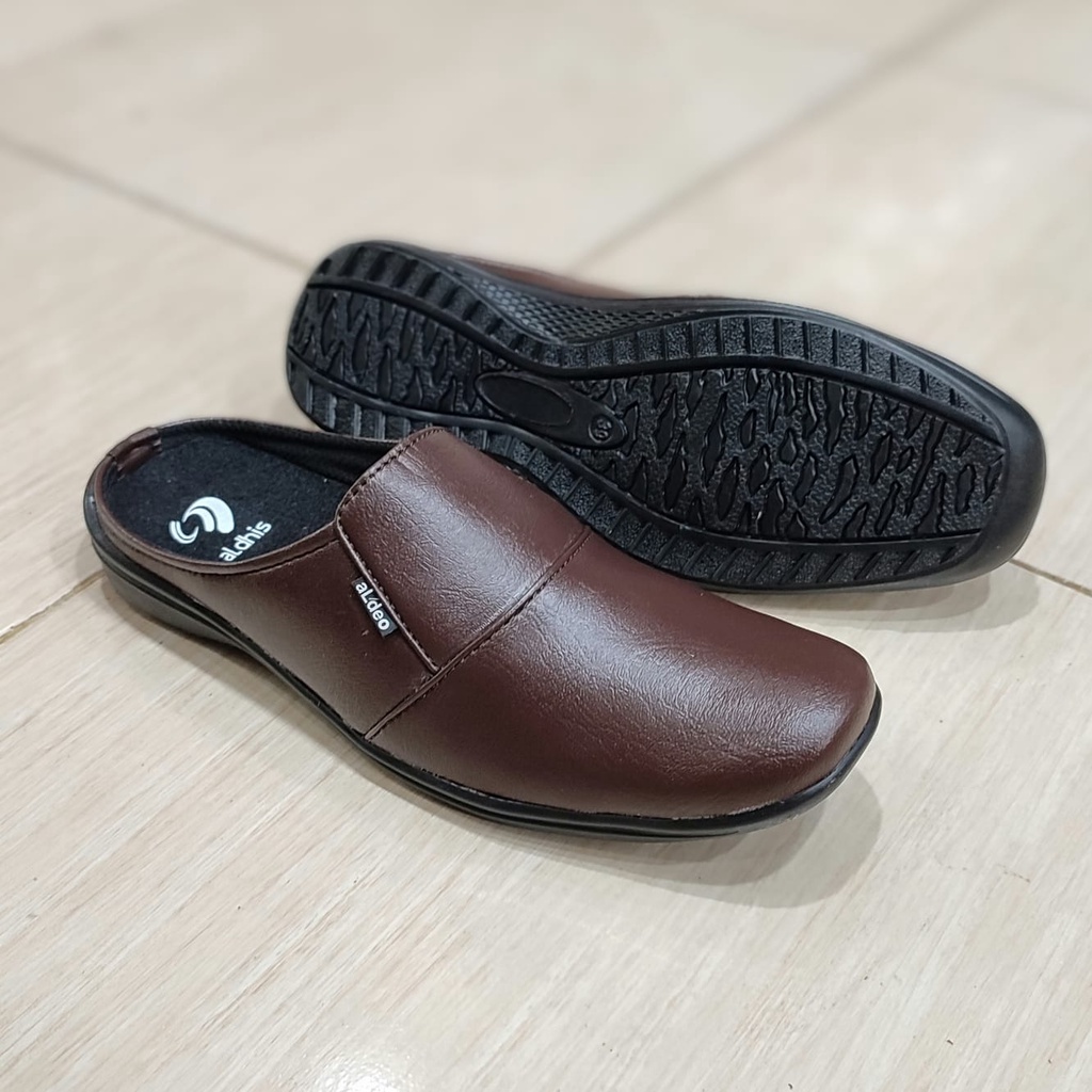 Sepatu Sandal Pria Aldeo S01 - Sendal Bustong Slop Cowok Hitam Coklat Original Lokal