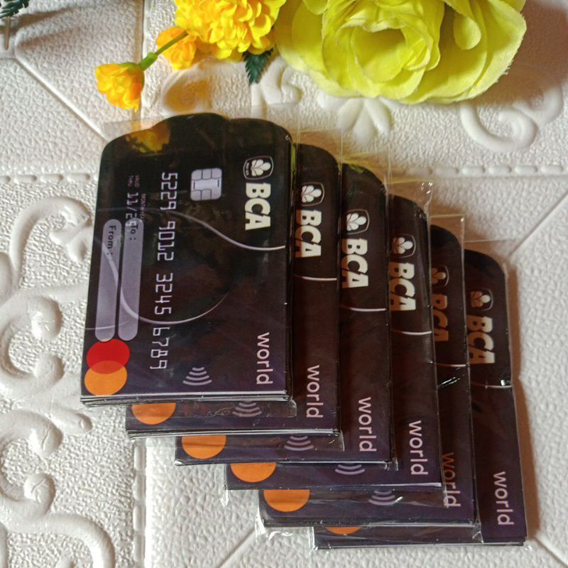 

Amplop lebaran motif ATM card 1pak isi 10pcs