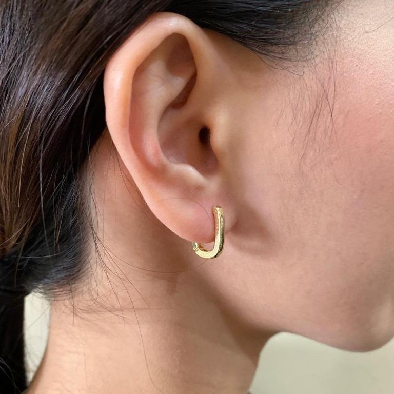 Anting Wanita Mini Persegi Panjang Simple Tindik