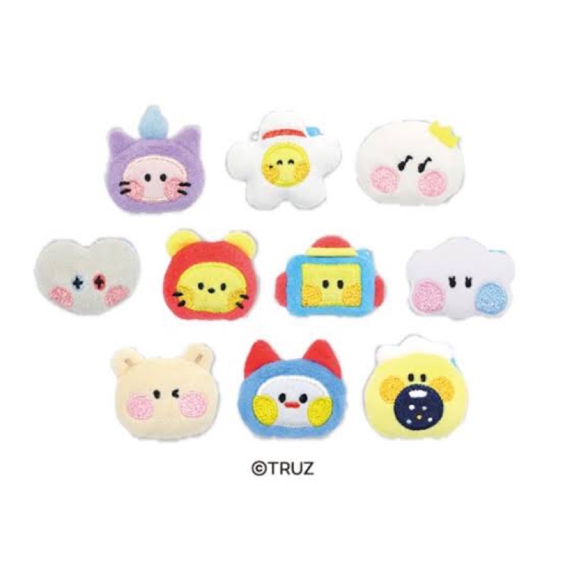 [Pre order] TRUZ(Treasure) x Line friends - mascot pin badge | lencana maskot
