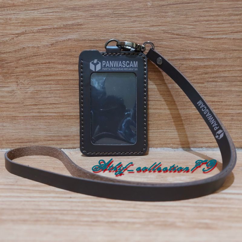

Tempat Id Card PANWASCAM Kulit Holder Id Card Kulit PANWASCAM
